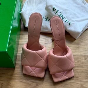 Bottega Veneta Blush Lido Mule 6.5